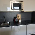 Le Petit Debrousse, Confort Calme Et Parking Apartament Lyon